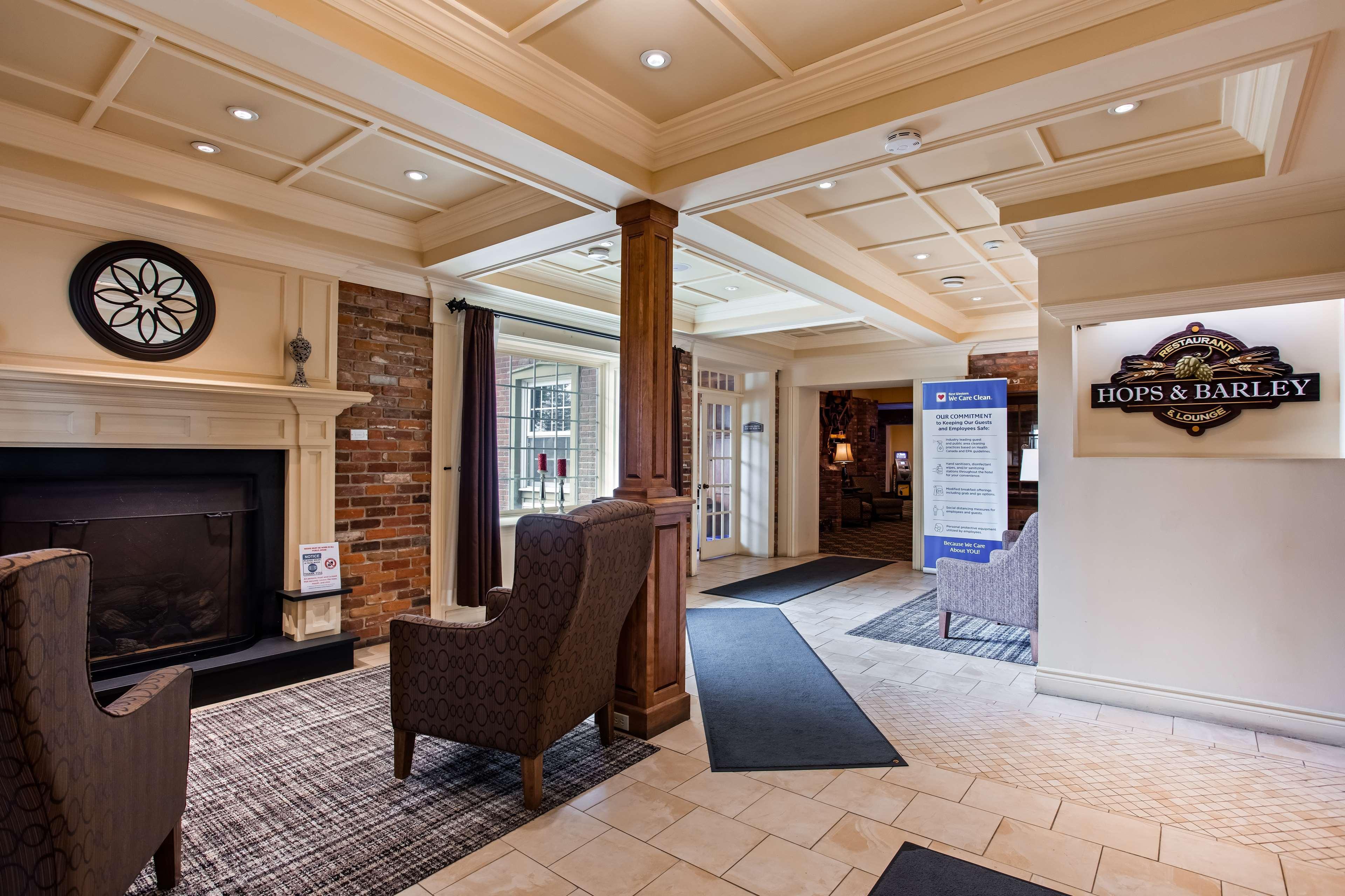Best Western Parkway Inn & Conference Centre Cornwall Zewnętrze zdjęcie